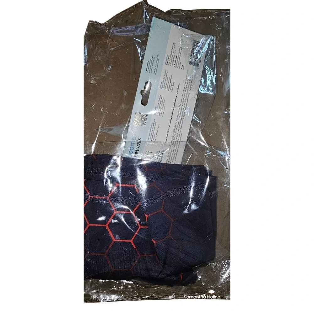 Boomer Naturals Neck Gaiter Black Red Hexagon Face Mask L/XL New #682